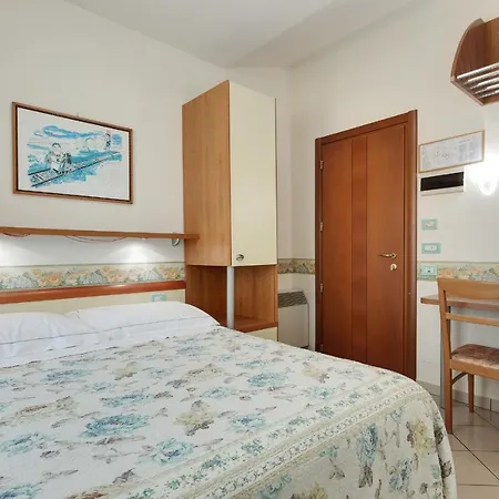 Dolcevita 3*