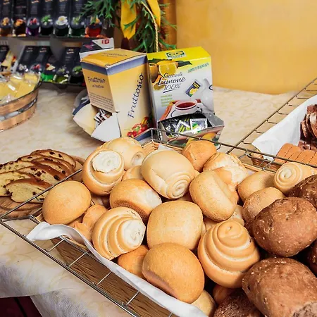 Готель Dolcevita 3*